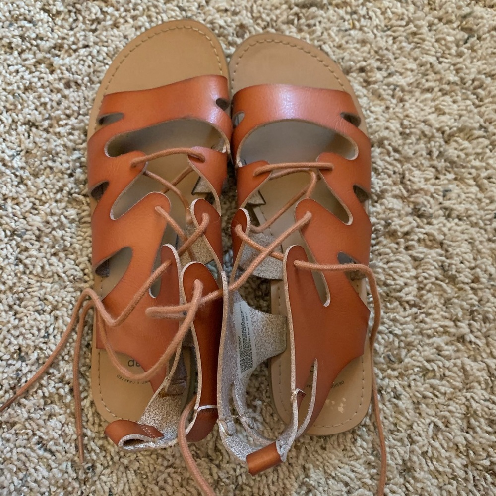 Gap Sandals